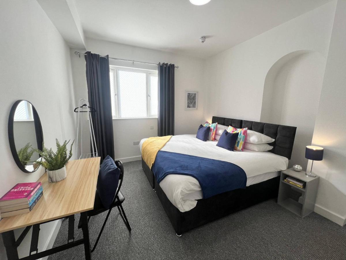 Stay - The Wellington Burton On Trent Esterno foto