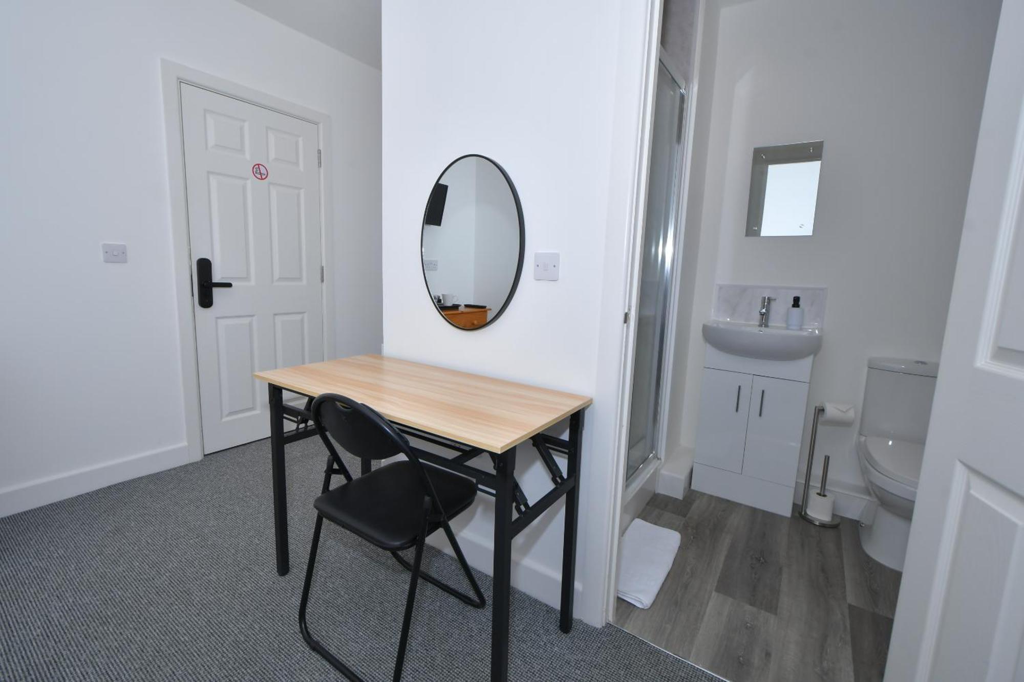 Stay - The Wellington Burton On Trent Esterno foto